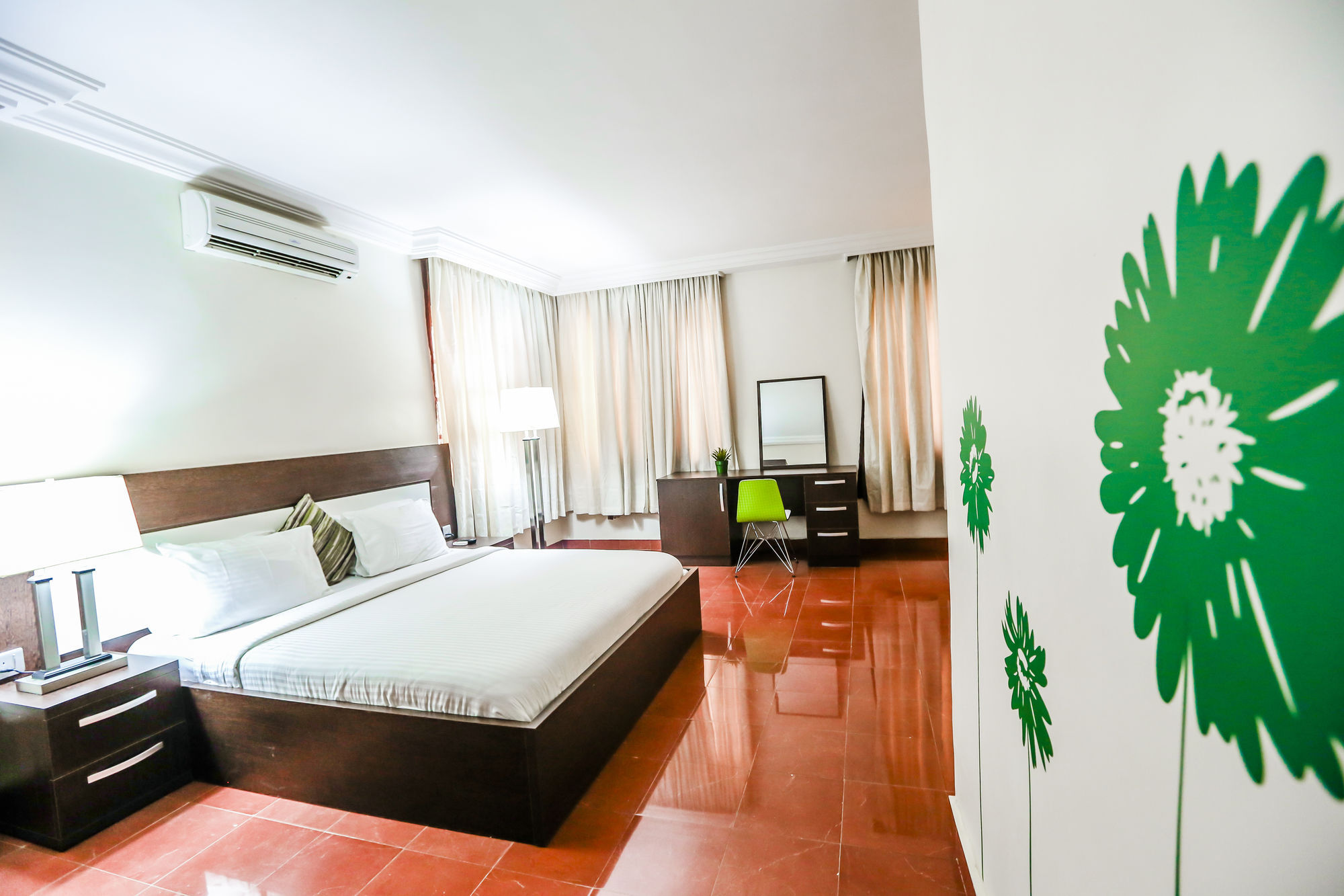 Tranquil Mews Hotel Jabi Exterior foto